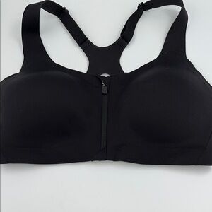 Lululemon Women's Black Front-Zip Sports Bra M